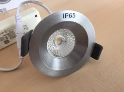 LEDVANCE Fireproof Spot 8W Kaltweiß, IP65/IK06 -Lampengeschäft 0ee7cd6060fa1c4cef5bc04bca56fd20153b16bd scaled