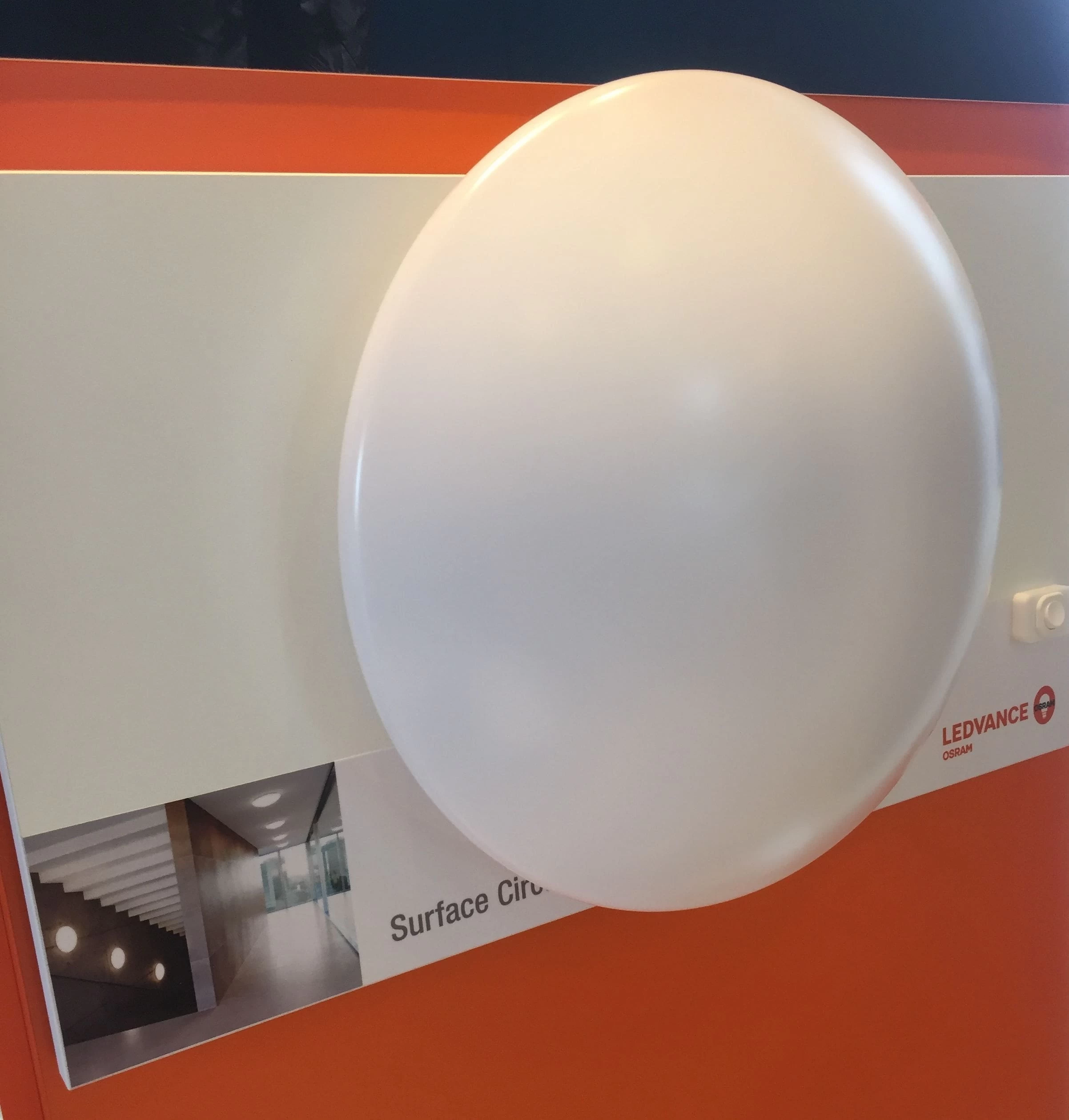 Ledvance 4058075618046 LED-Wand-/Deckenleuchte Surface Circular 400, 24 W, 4000 K, 840, IP44 6 Ledvance 4058075618046 LED-Wand-/Deckenleuchte Surface Circular 400, 24 W, 4000 K, 840, IP44 – Bild 6