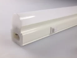 Ledvance Lin. Comp.Switch LED-Lichtleiste 12W, 3000K, Mit Schalter, 900mm -Lampengeschäft 521bfbf16f68b43b92f6b1bde43f9af76a4c7407 scaled