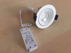 LEDVANCE Spot 4,5W, Schwenkbar, Warmweiß -Lampengeschäft 94f2e4ed5019bf72029e066a796ba7af8226ccd7 scaled